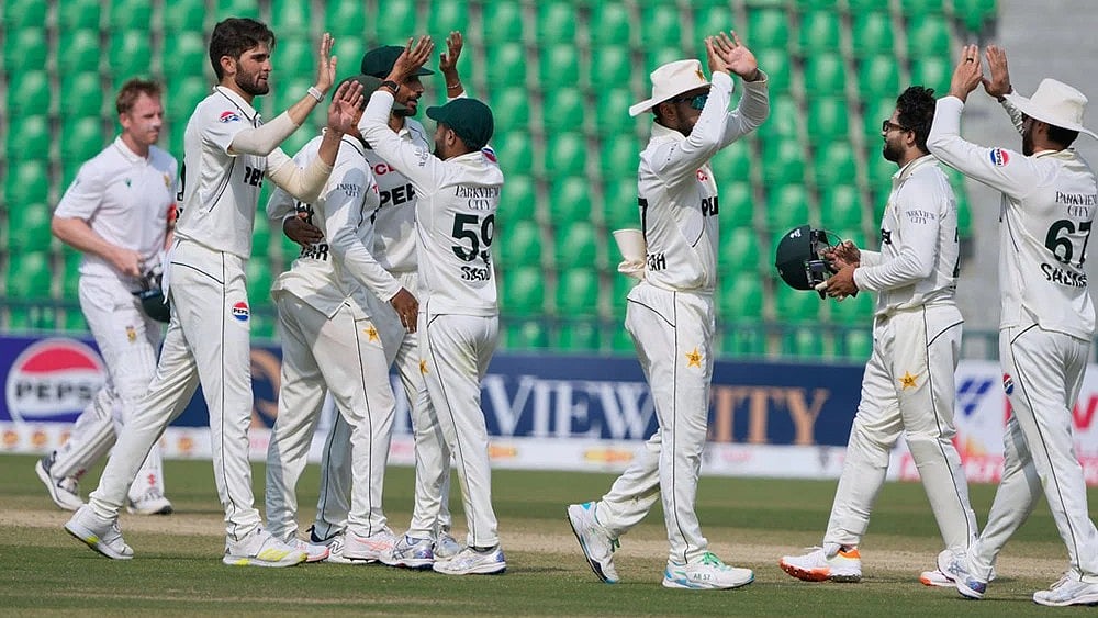 | Photo: AP/K.M. Chaudary : Pakistan vs South Africa 1st Test Day 4