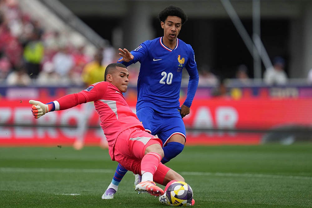 FIFA U-20 World Cup Chile 2025 Colombia Vs France football match photos_Jordan Garcia