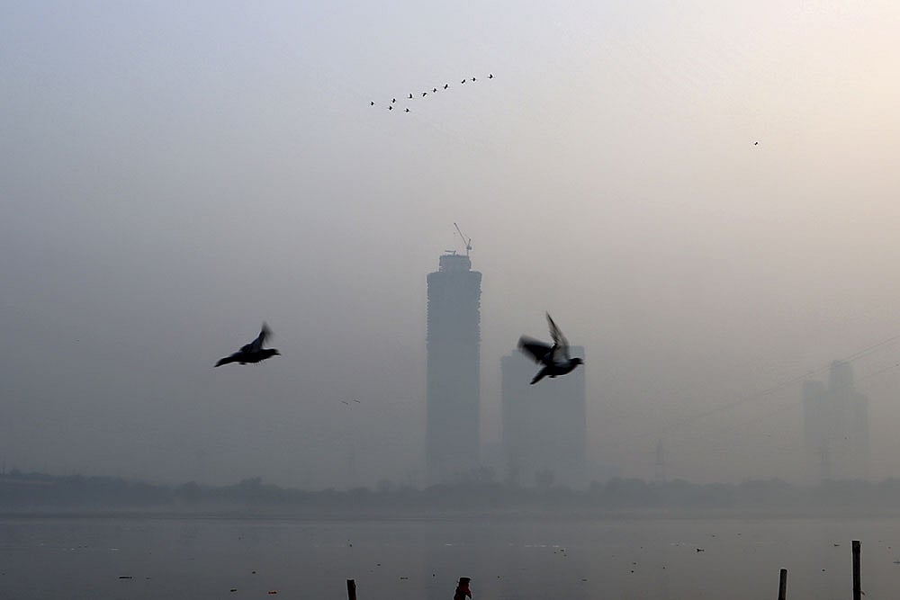 Weather: Smog in Delhi