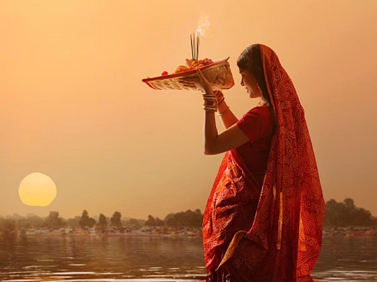 The Science Of Chhath Puja 2025: Why Rituals Are Done In Water
