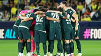 | Photo: AP/Alberto Saiz : Manchester City team huddles just prior to kick off of the Champions League opening phase soccer match between Villarreal and Manchester City in Villarreal, Spain, Tuesday, Oct. 21, 2025.
