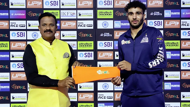 PKL 2025: Vinay stars As Haryana Steelers Beat Telugu Titans In PKL