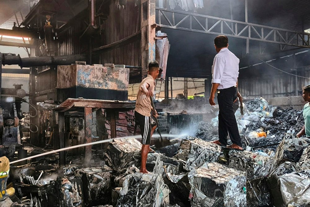 Fire at a factory in Kanpur