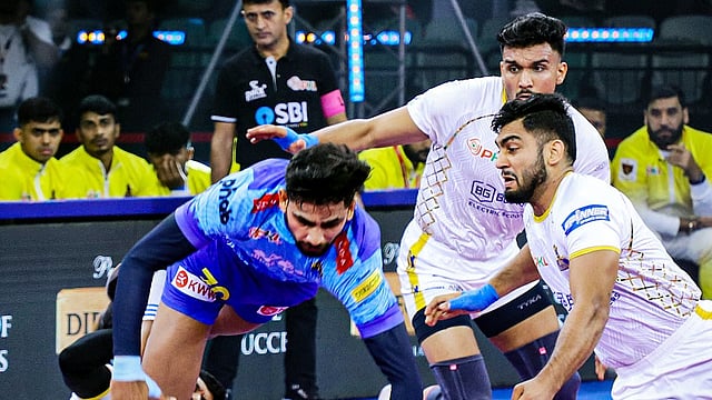 PKL 2025: Vishwas Guides Bengal Warriorz To Stun Tamil Thalaivas In Pro Kabaddi League