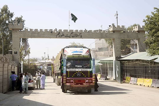 Pakistan Resumes Afghan Transit Trade In Phased Move After Ceasefire