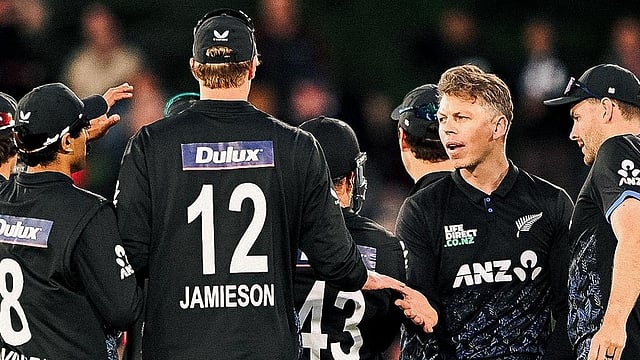 New Zealand Vs England, 3rd T20I Toss Update: ENG Skipper Harry Brook Opts To Bowl - Check Starting XIs