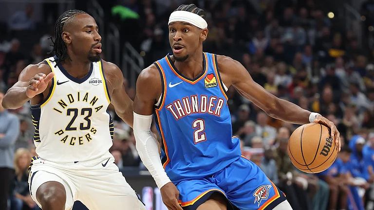Shai Gilgeous-Alexander of the Oklahoma City Thunder - null