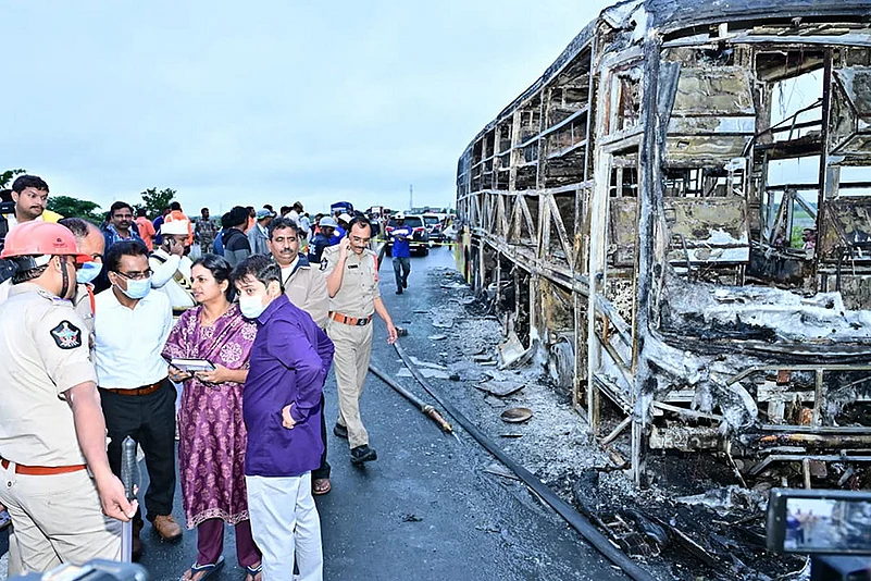 Hyderabad-bound private bus caught fire in Kurnool