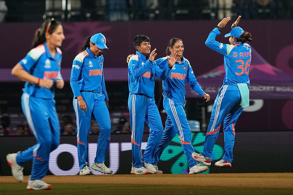 India Womens Cricket world cup 2025 IND-W vs NZ-W ODI match photos_Kranti Goud