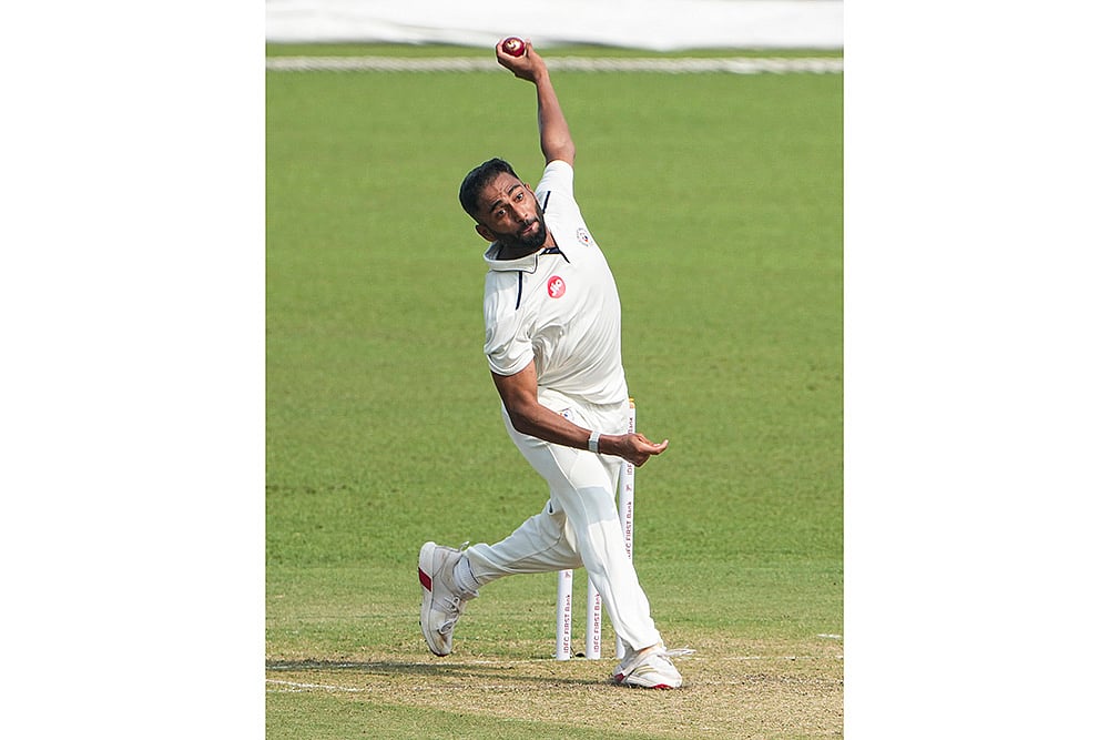 Ranji Trophy 2025-26 Bengal vs Gujarat Ranji Cricket Day 1_Arzan Nagwaswalla