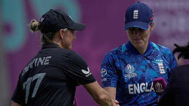 England Vs New Zealand Toss Update, ICC Women’s World Cup 2025: NZ-W's Sophie Devine Opts To Bat First In ODI Swansong