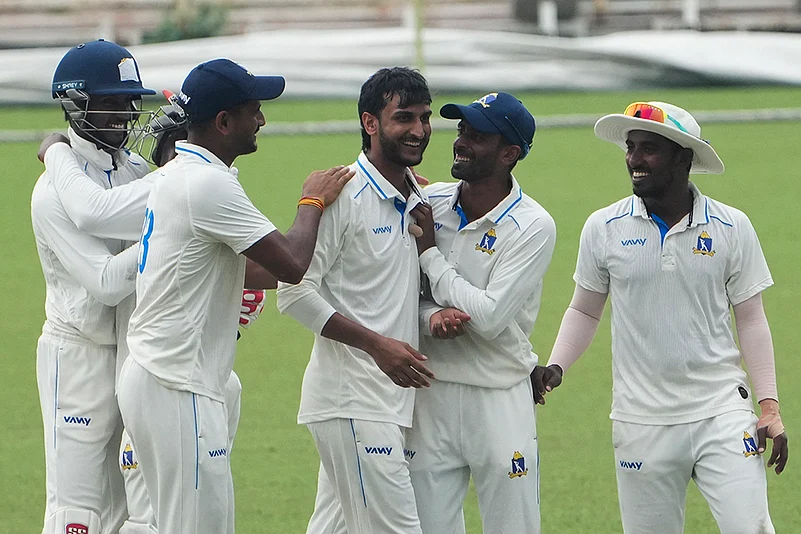 Ranji Trophy 2025-26 Cricket match Bengal vs Gujarat - Day 2_Shahbaz Ahmed
