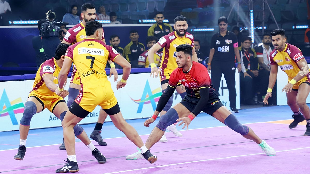 Pro Kabaddi : Action from the Bengaluru Bulls vs Telugu Titans, Pro Kabaddi League 2025 mini-qualifier in New Delhi.
