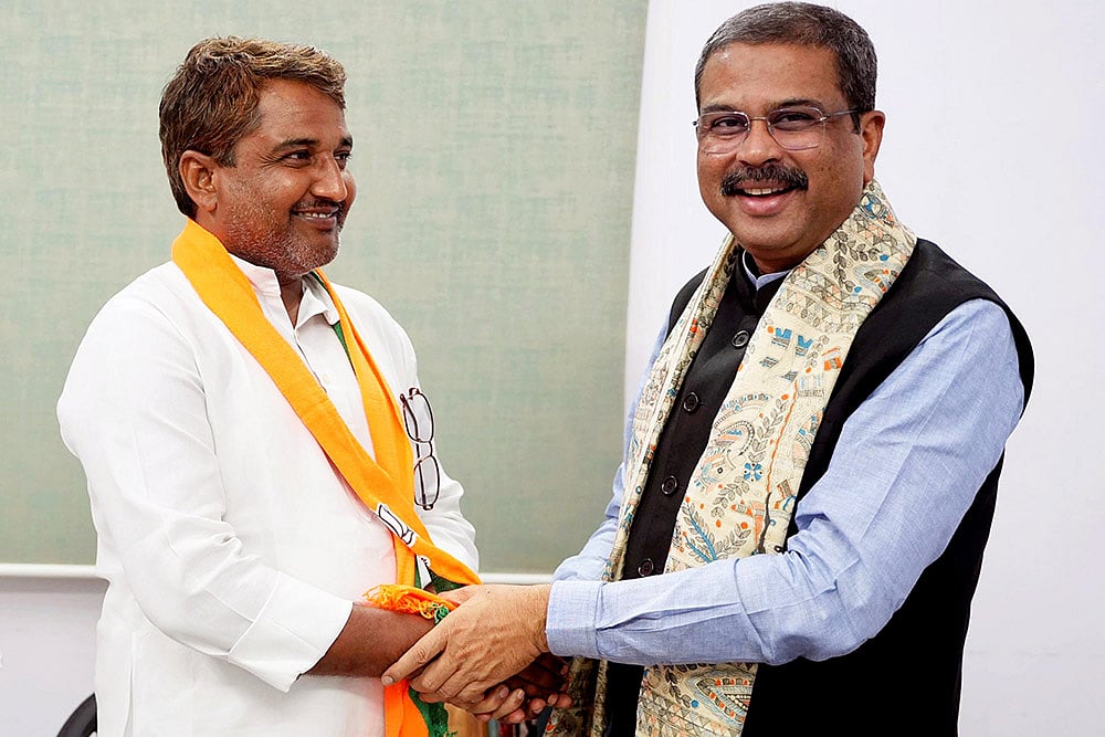 Bihar Elections: Bijendra Thakur joins BJP