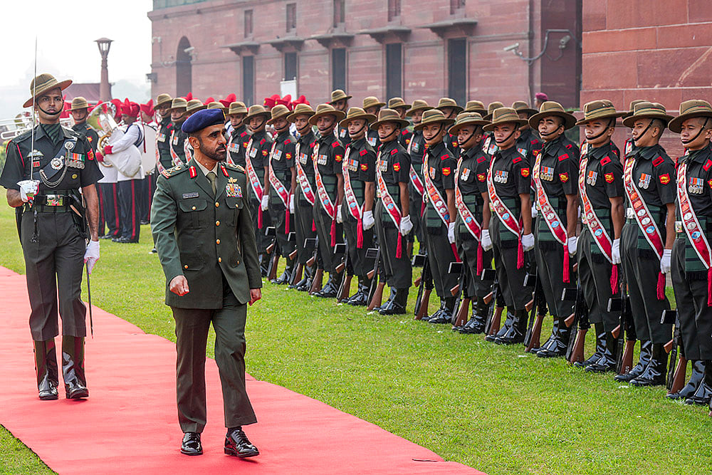 UAE commander receives ceremonial welcome in Delhi