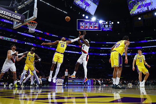 NBA 2025: Blazers Outplay Lakers Despite Reaves’ 41-Point Effort In 122-108 Win