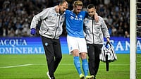 Serie A: Napoli's Kevin De Bruyne Sidelined For Up To Four Months After Hamstring Surgery Kevin De Bruyne suffered a hamstring injury in Napoli's win against Inter