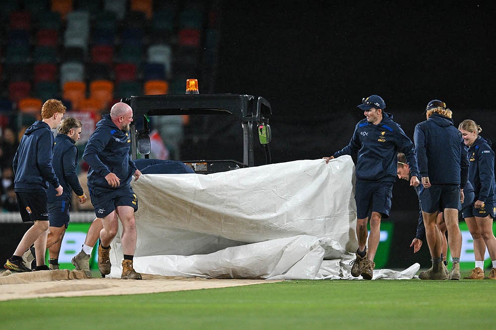 Indias tour of Australia, IND vs AUS 1st T20 Cricket in Canberra_rain delay