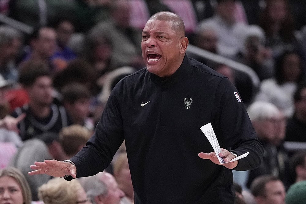 NBA 2025 Milwaukee Bucks Vs New York Knicks basketball game_Doc Rivers