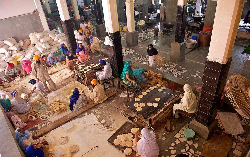 Langar: Guru Nanak’s Timeless Message Of Equality And Service