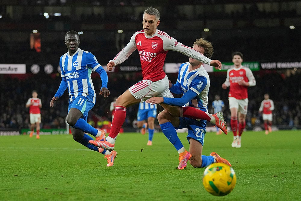 EFL Cup 2025-26 Fourth Round Arsenal vs Brighton & Hove Albion: Leandro Trossard
