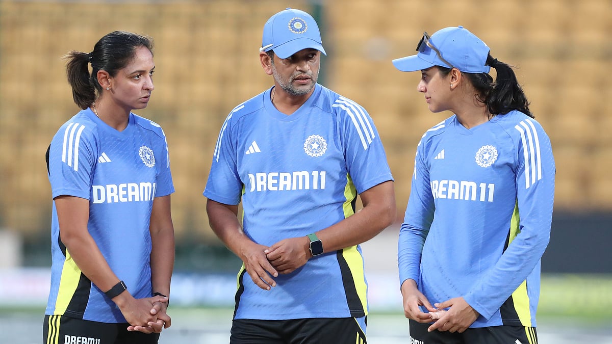 | Photo: X/BCCIWomen : India's Harmanpreet Kaur and Smriti Mandhana in training ahead of the ICC Women's World Cup 2025 semi-final against Australia on October 30, 2025.