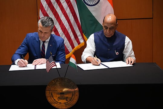 India And US Sign A 10-Year Defense Pact