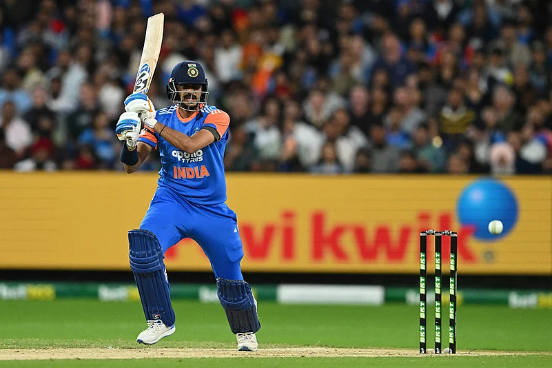 Indias tour of Australia: Ind vs Aus 2nd t20 Cricket photos_Axar Patel