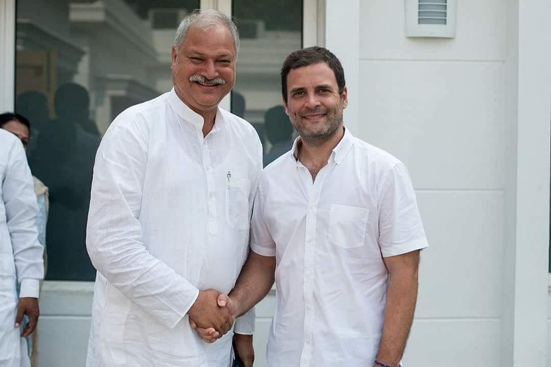 Shakeel Ahmad Khan with Rahul Gandhi - x