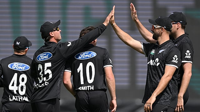 New Zealand Vs England Live Score, 3rd ODI: Ravindra, Conway Begin Well In Pursuit Of 223-Run Target | NZ 30/0 (6)