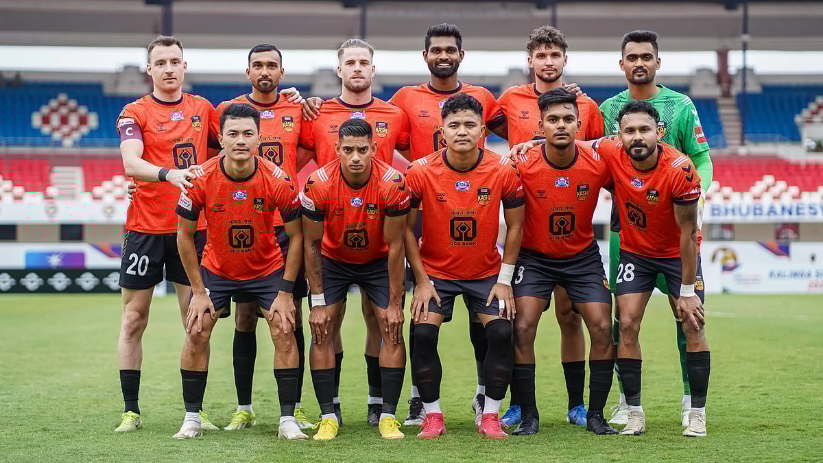 X/Inter Kashi : Churchill Brothers have refused to return the I-League trophy handed to them in July, forcing the AIFF to hand over a replica to Inter Kashi.