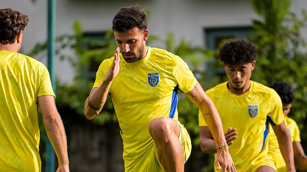 Kerala Blasters Vs Sporting Club Delhi Live Score AIFF Super Cup 2025-26 group d updates highlights