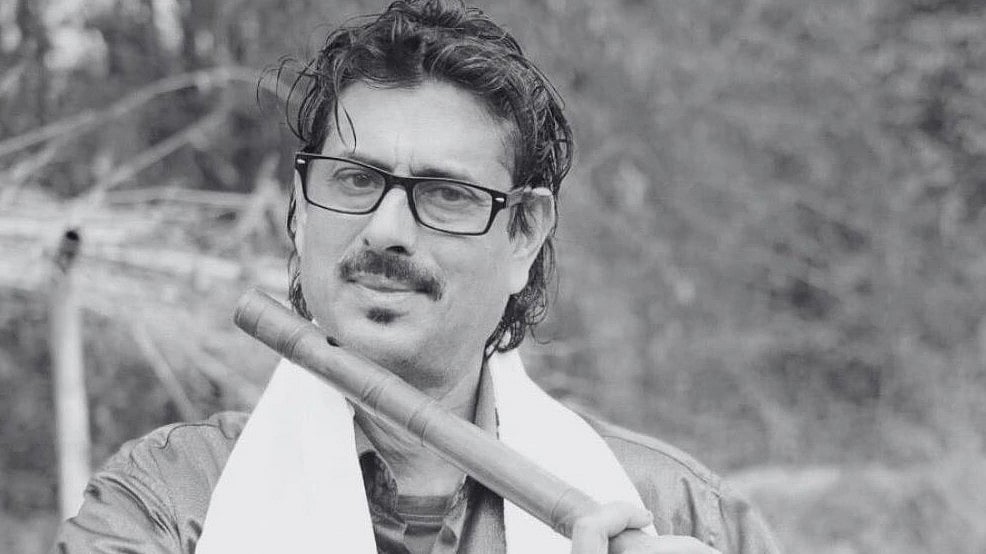 X : Renowned flautist Dipak Sharma dies