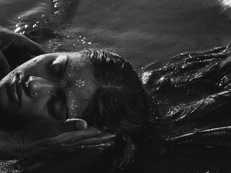 Still from Titash Ekti Nadir Naam