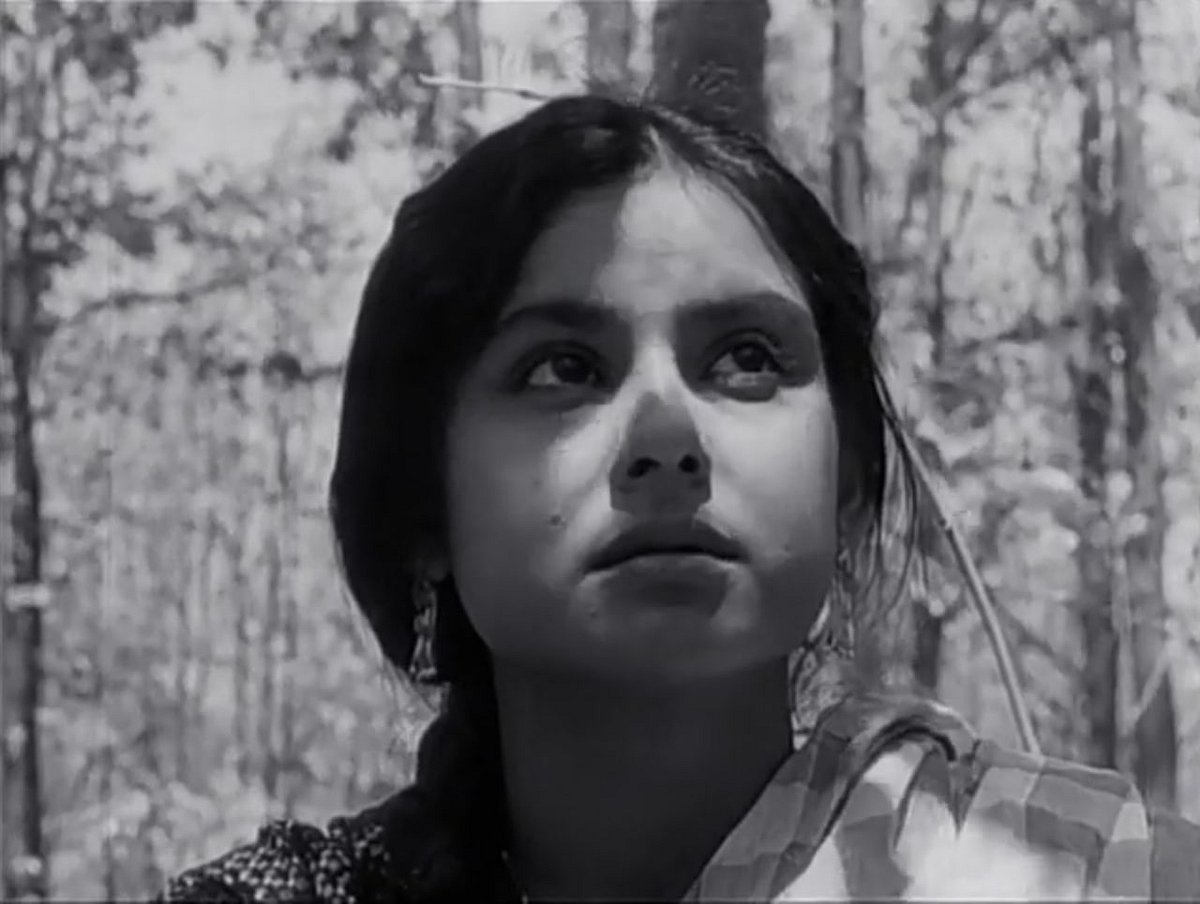 Madhabi Mukherjee as Sita in Subarnarekha