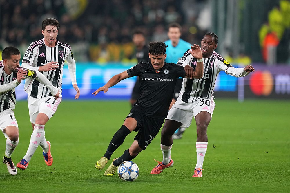 UEFA champions League 2025-26 soccer Juventus Vs Sporting_Jonathan David