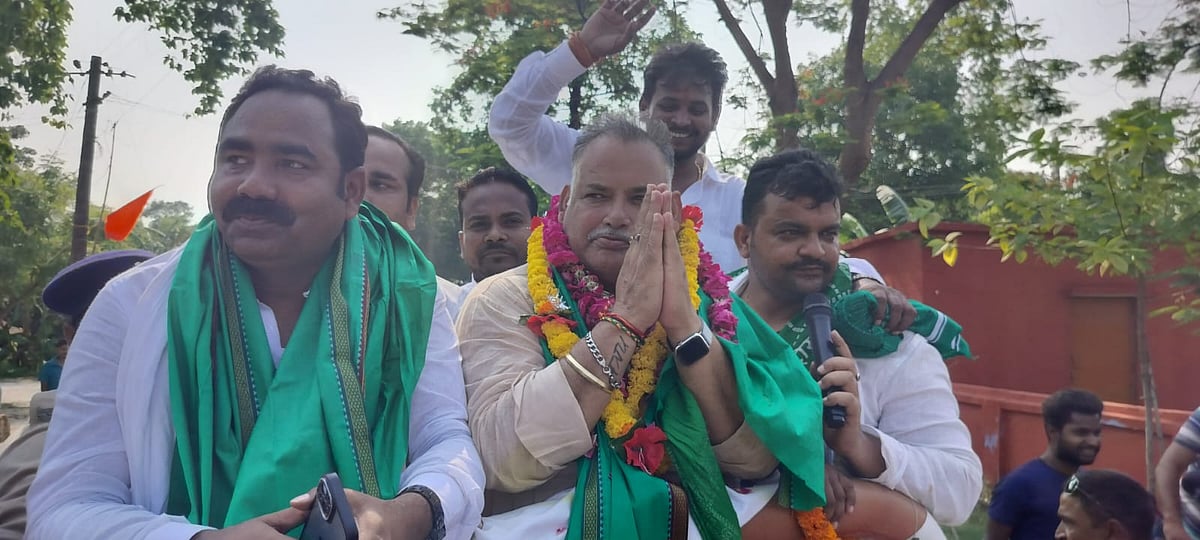 Munna Shukla - facebook