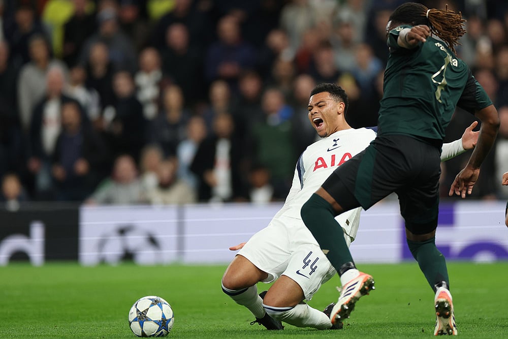 UEFA champions League 2025-26 soccer Tottenham vs FC Copenhagen_ Munashe Garananga