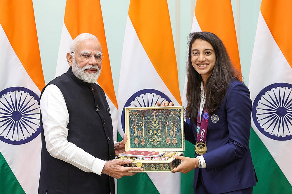 PM Modi meets Womens World Cup champions