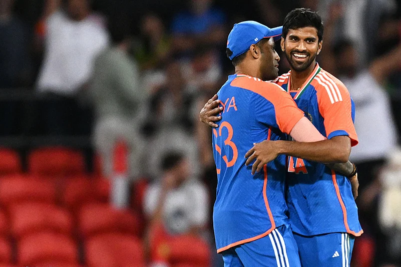 India vs Australia 4th t20 cricket-Washington Sundar, Suryakumar Yadav