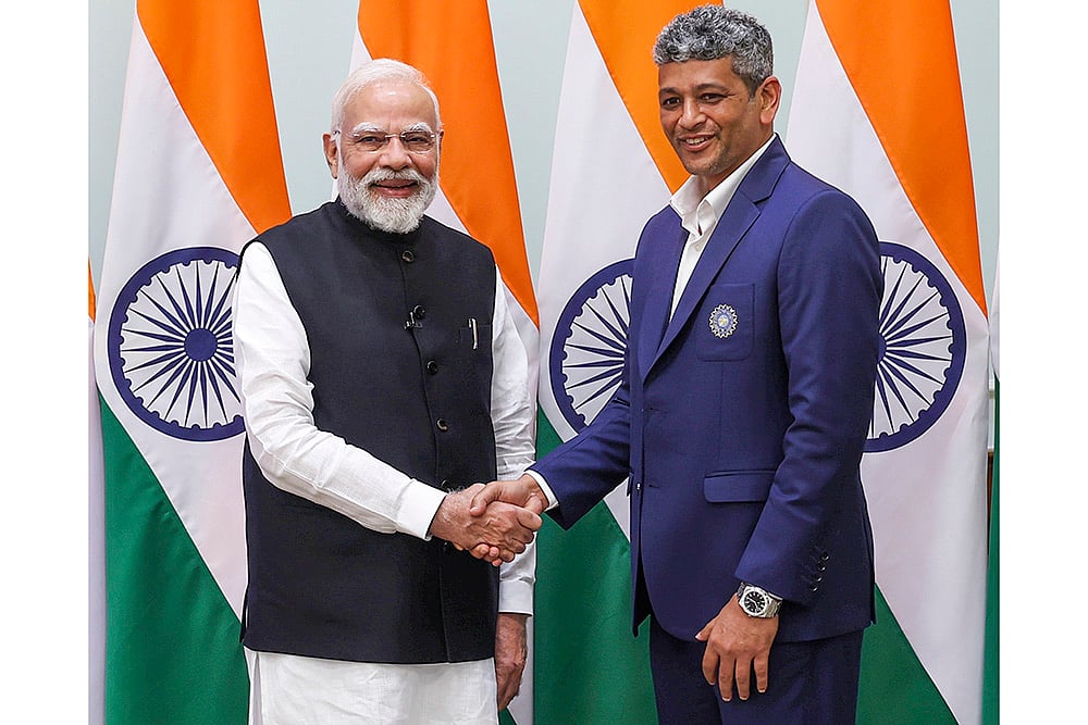 Prime Minister Narendra Modi with Amol Muzumdar