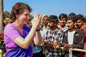 | Photo: @INCIndia/X via PTI : Priyanka Says Free And Fair Polls Will ‘Uproot’ NDA In Bihar