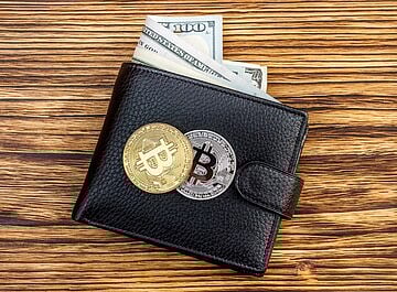 Your Money In The Digital World: Understanding Crypto Wallets Made Simple