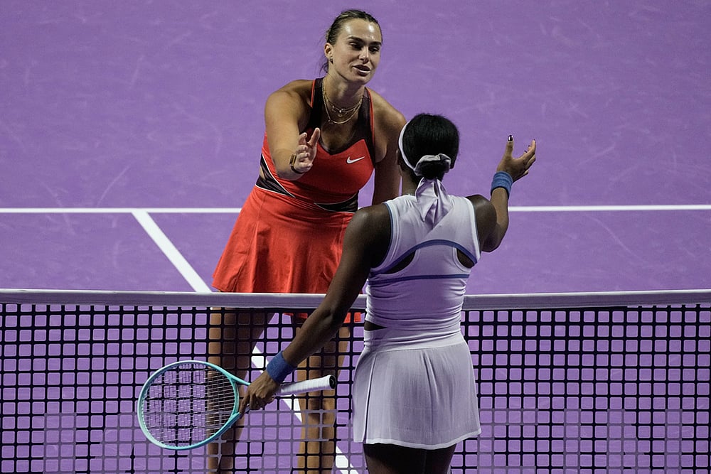 Aryna Sabalenka of Belarus, left, greets her opponent Coco Gauff of the United States after winning the women's singles match at the WTA tennis finals in Riyadh, Saudi Arabia. - | Photo: AP/Fatima Shbair