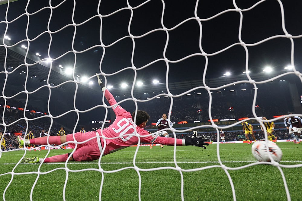 Europa League-Aston Villa Vs Maccabi Tel Aviv-Aston Villas Donyell Malen