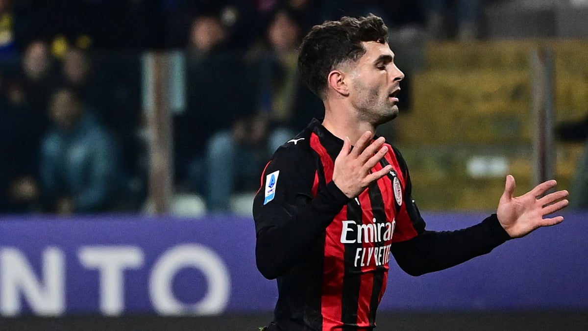 Christian Pulisic missed a golden chance for AC Milan against Parma - null