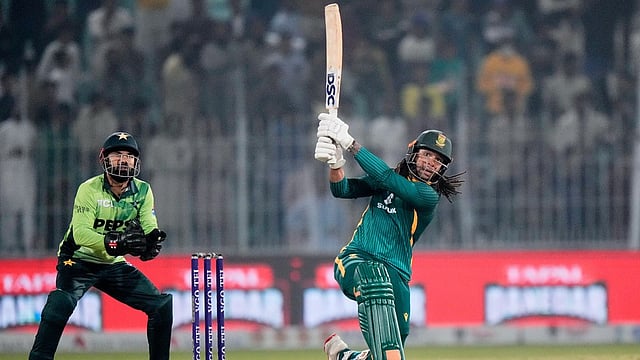 Pakistan Vs South Africa Live Score, 3rd ODI: RSA Batting First In Faisalabad Series Decider