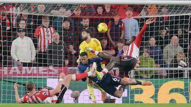 Sunderland 2-2 Arsenal, Premier League 2025-26: Sensational Brian Brobbey Strike Denies Gunners Victory
