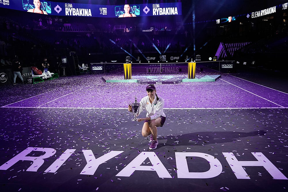 Saudi Arabia Tennis WTA Finals-Elena Rybakina-3
