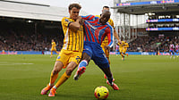 Crystal Palace 0-0 Brighton, English Premier League: Eagles Rue Missed Chances In Goalless Draw Against Seagulls Brighton's Mats Wieffer tussles for the ball with Crystal Palace's Jean-Philippe Mateta in English Premier League 2025-26.